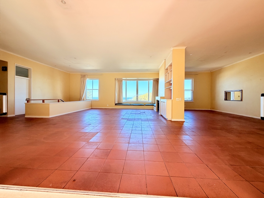 4 Bedroom Property for Sale in Voelklip Western Cape